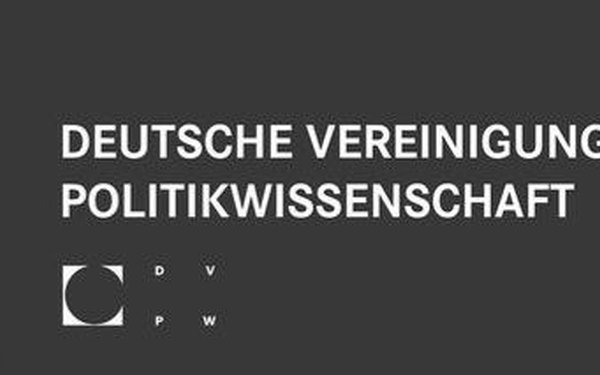 Bild zu Soziologie der internationalen Beziehungen. Christoph Weller beim DVPW-Arbeitskreis